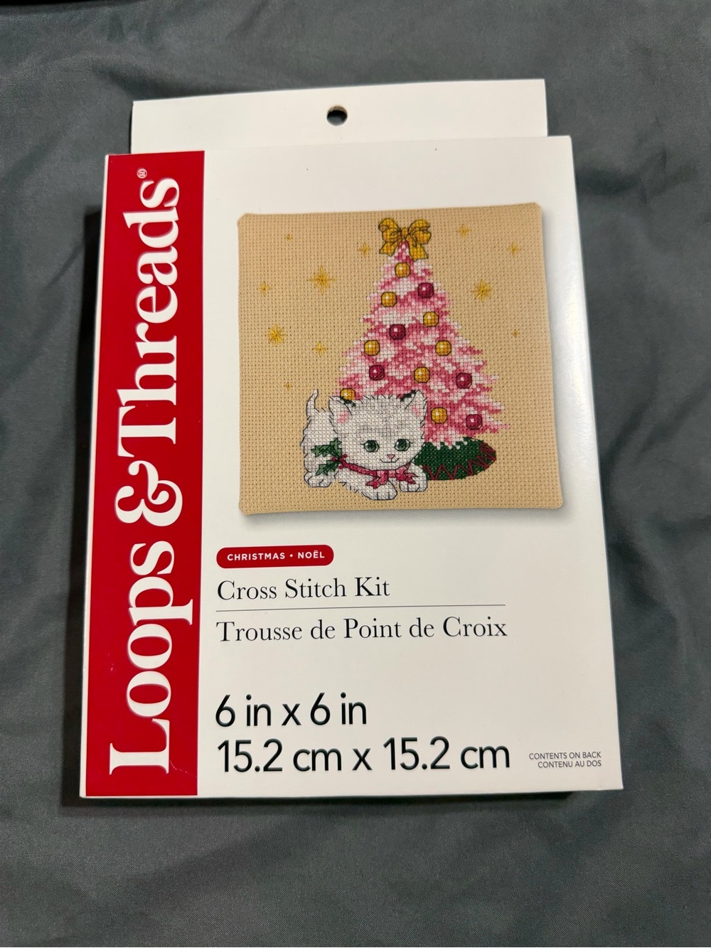 Michaels Loops & Threads White Cat with Pink Christmas Tree Cross Stitch Kit